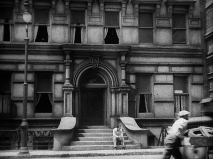 f925c-akingvidorstreetscenesylviasidneydvdreviewpdvd_012